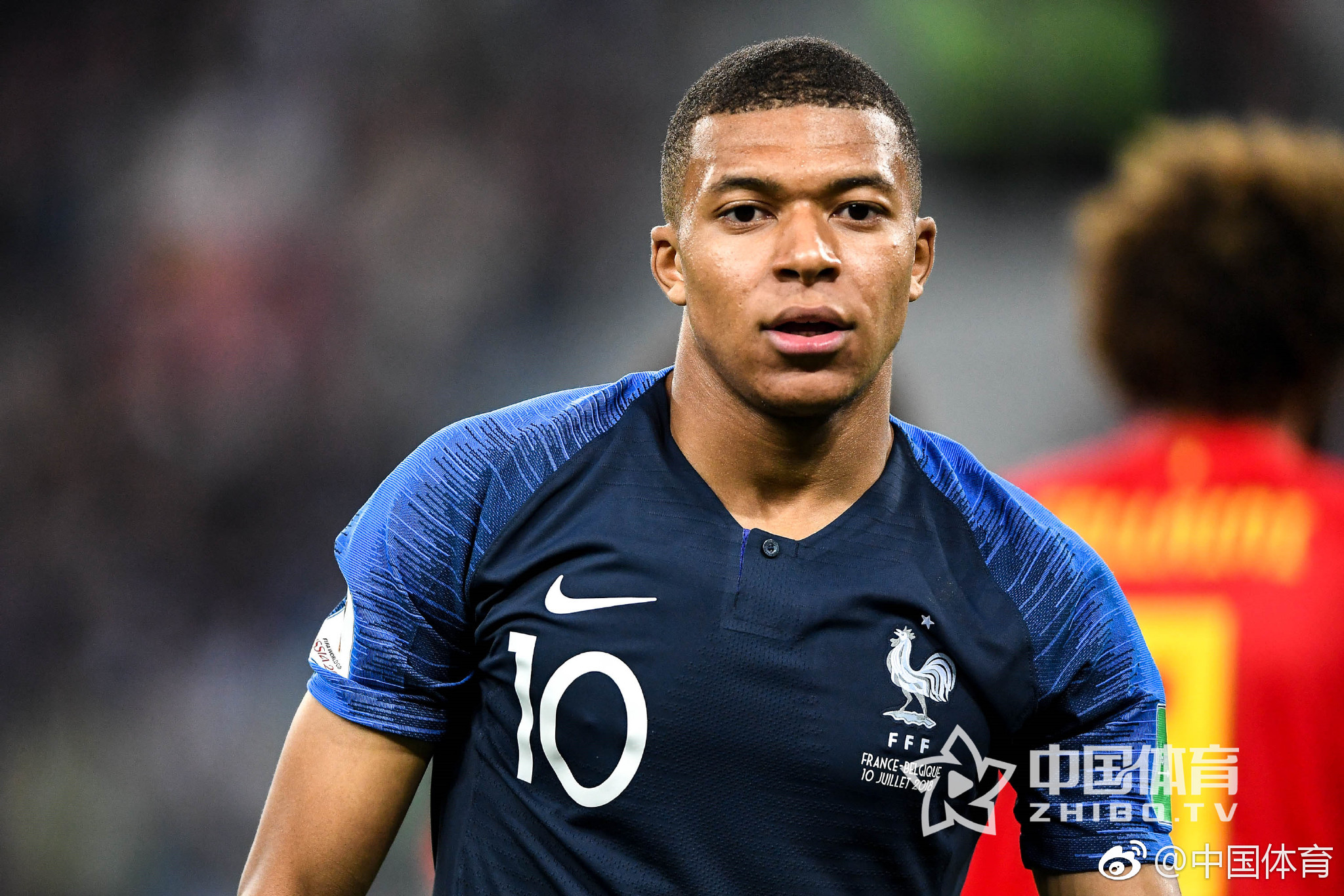 欧冠赛场精彩瞬间：皇马2-1取胜,